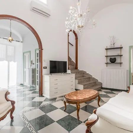 Sant Oronzo Palace Tatil Evi